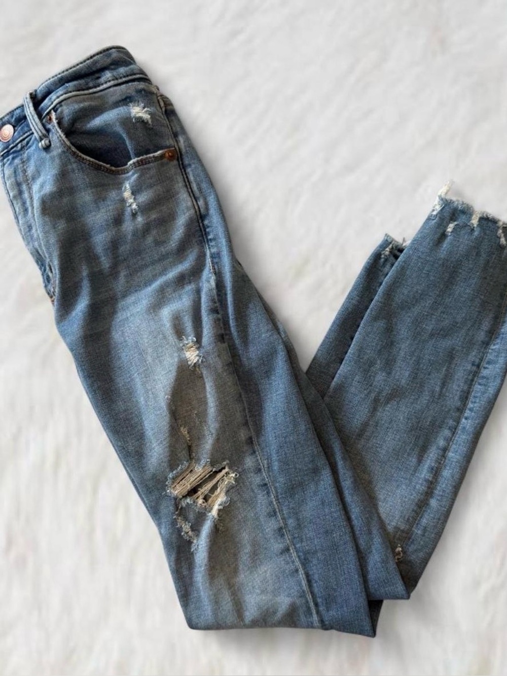 Abercrombie & Fitch Distressed Light Blue Skinny Jeans